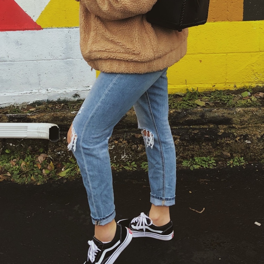 American Eagle Ripped Mom Jeans - Picture 8 of 14